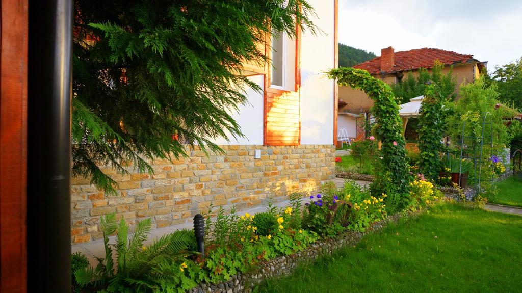 Guest House Simona Sapareva Banya Eksteriør billede